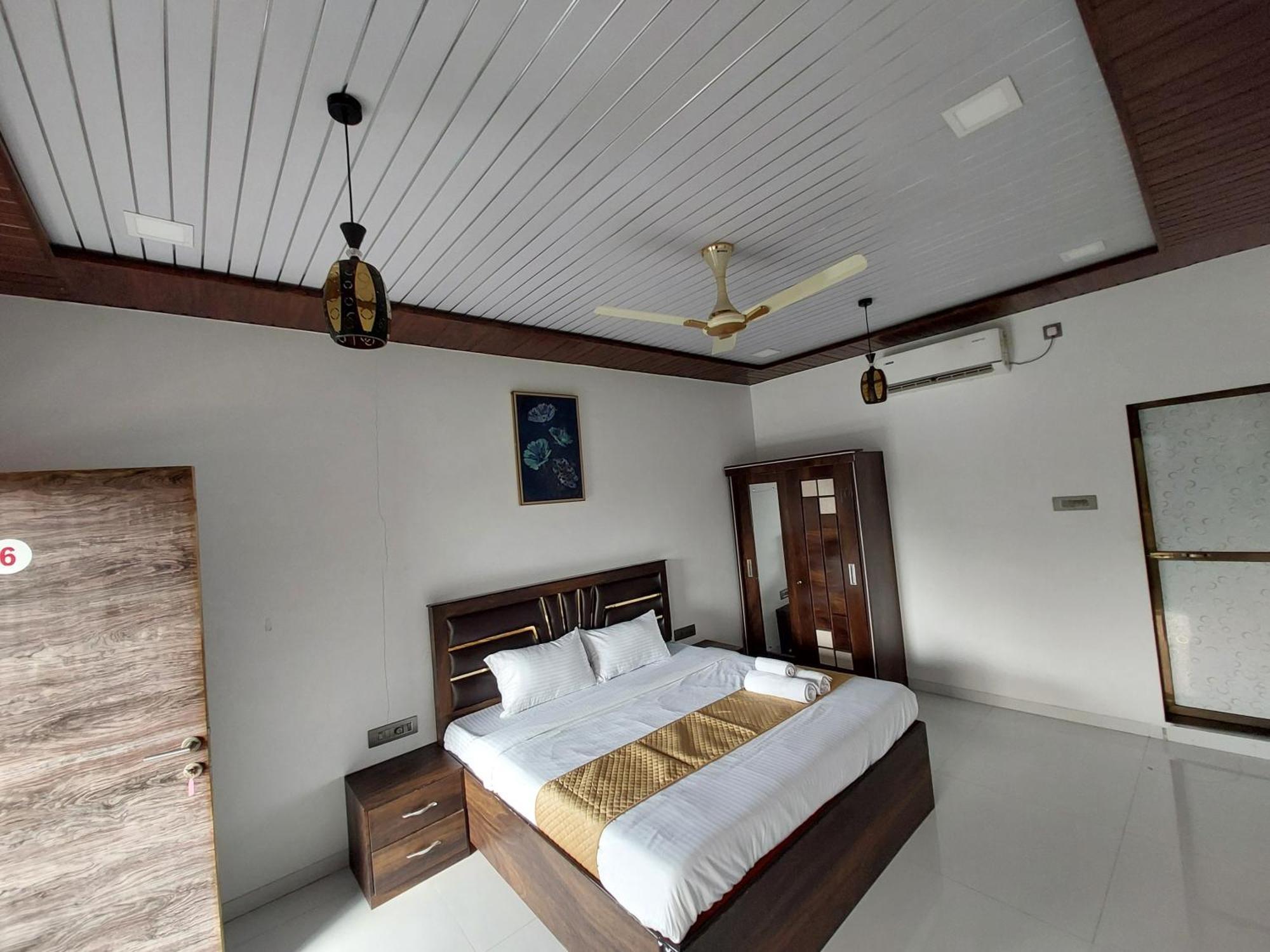 The Village Resorts Karjat Quarto foto